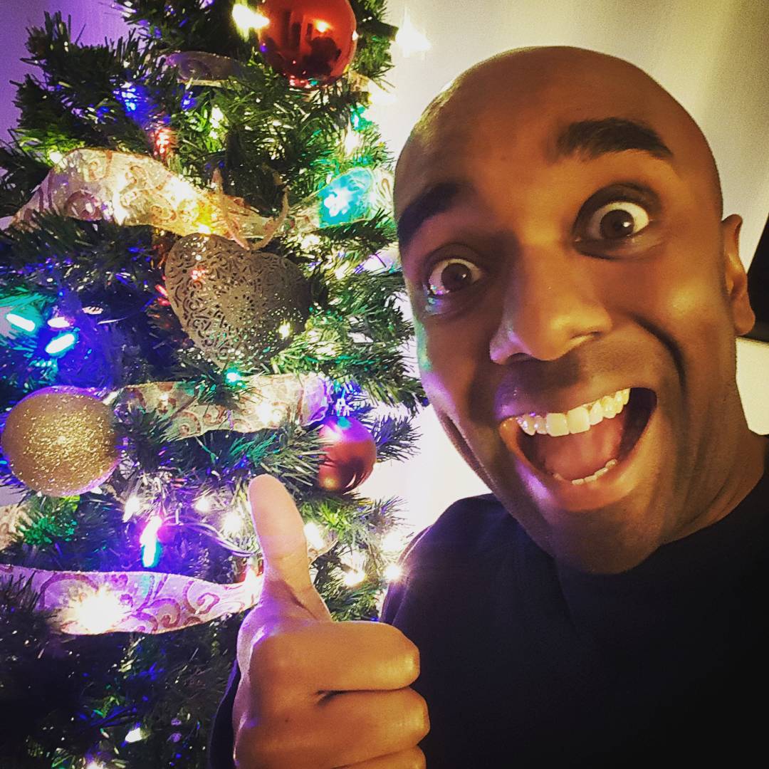 Christmas tree selfie!  Chrtrelfie!  #selfiegram #ihelped